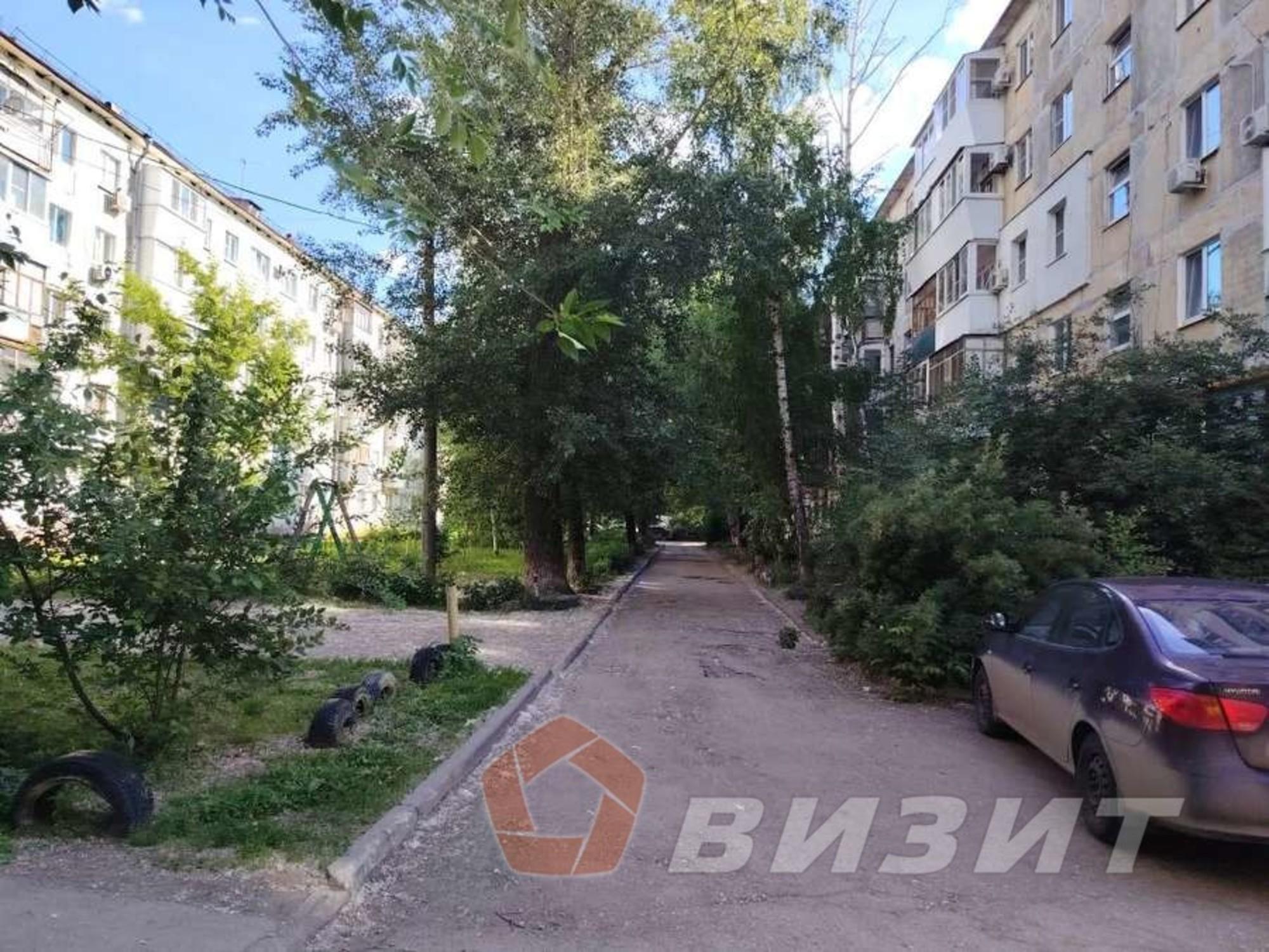 Купить торговое помещение за 9 300 000 рублей на Пугачевский тракт, 57