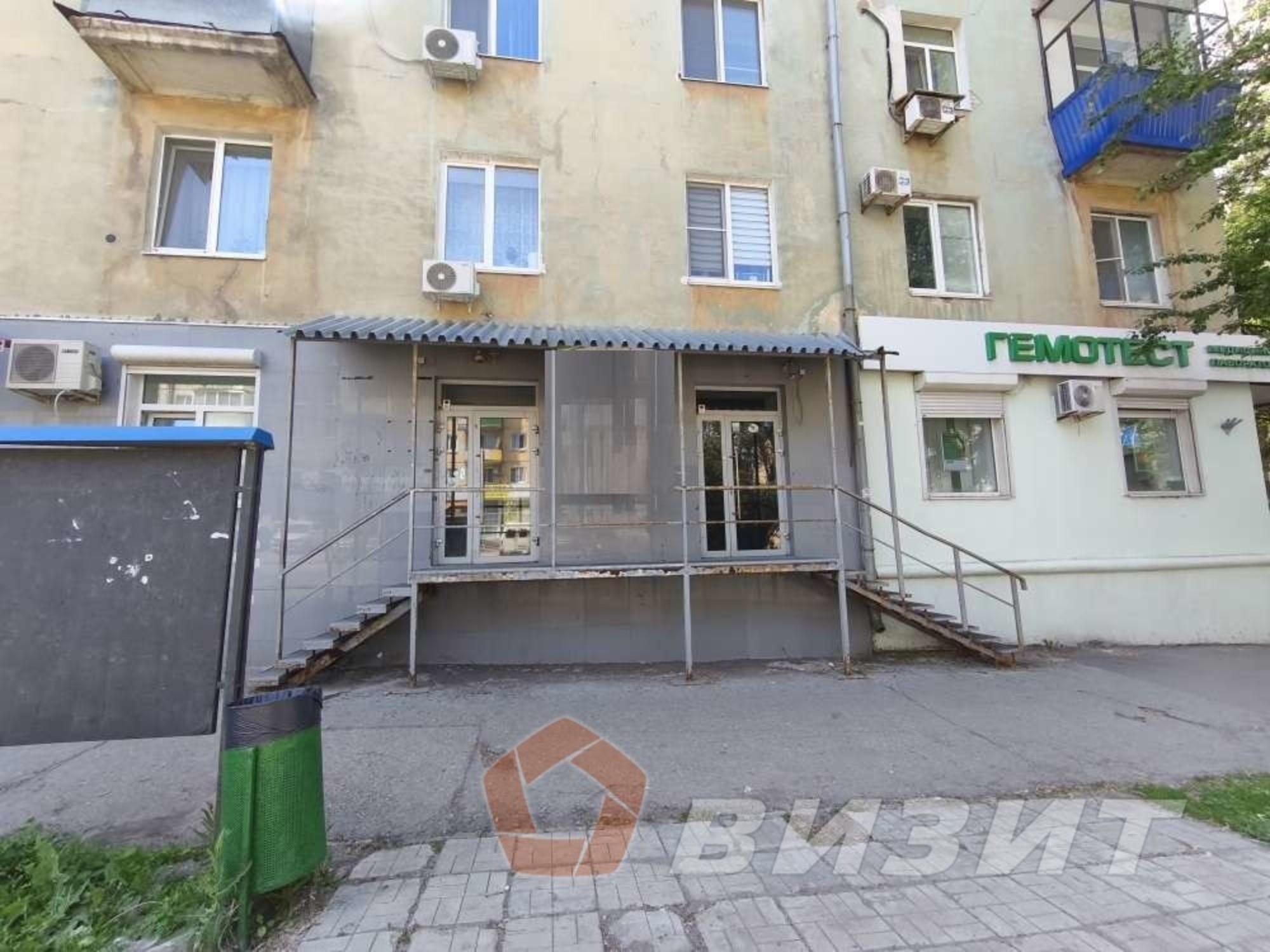 Сдать торговое помещение за 65 000 рублей на Советской Армии улица, 216