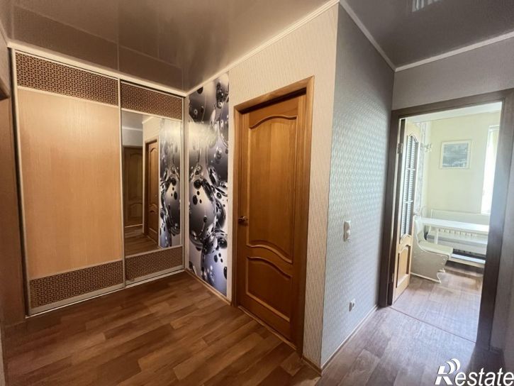 3-комн квартира 11-й кв-л, 23,  д. 23