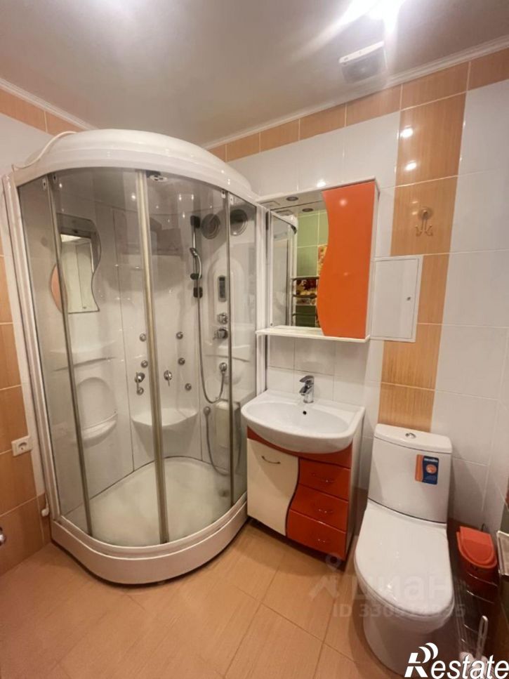 3-комн квартира 11-й кв-л, 23,  д. 23