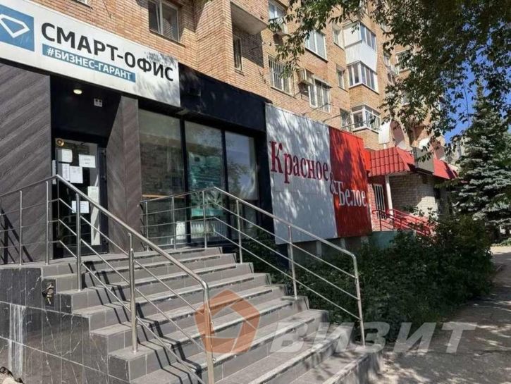 Торговое помещение Мориса Тореза улица, 105А