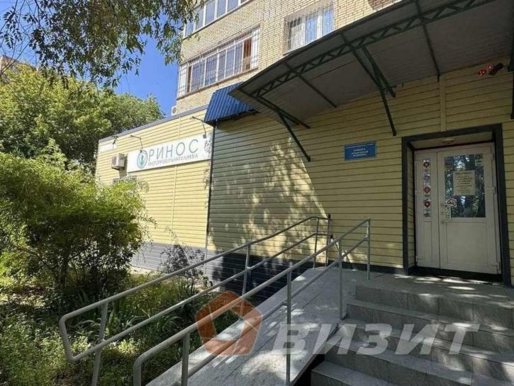 Торговое помещение Мориса Тореза улица, 105А