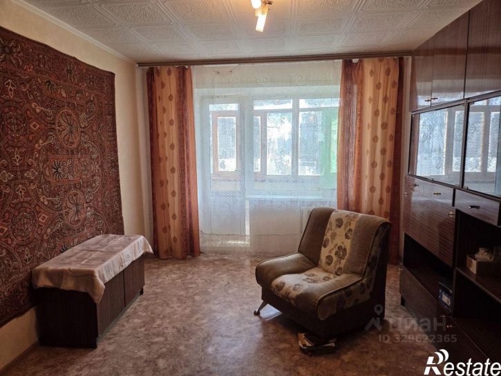 2-комн квартира улица Парижской Коммуны, 28,  д. 28