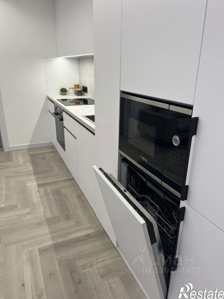 3-комн квартира улица Водников, 33,  д. 33