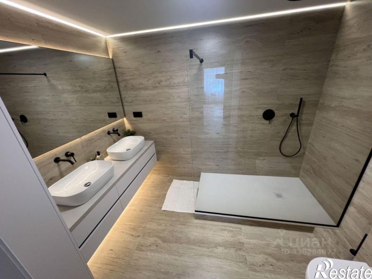 3-комн квартира улица Водников, 33,  д. 33