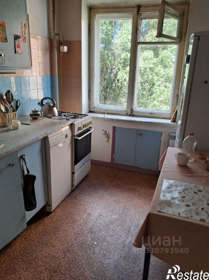 3-комн квартира проспект Юных Пионеров, 146,  д. 146
