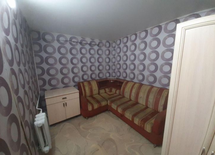 4-комн квартира Венцека улица, 31