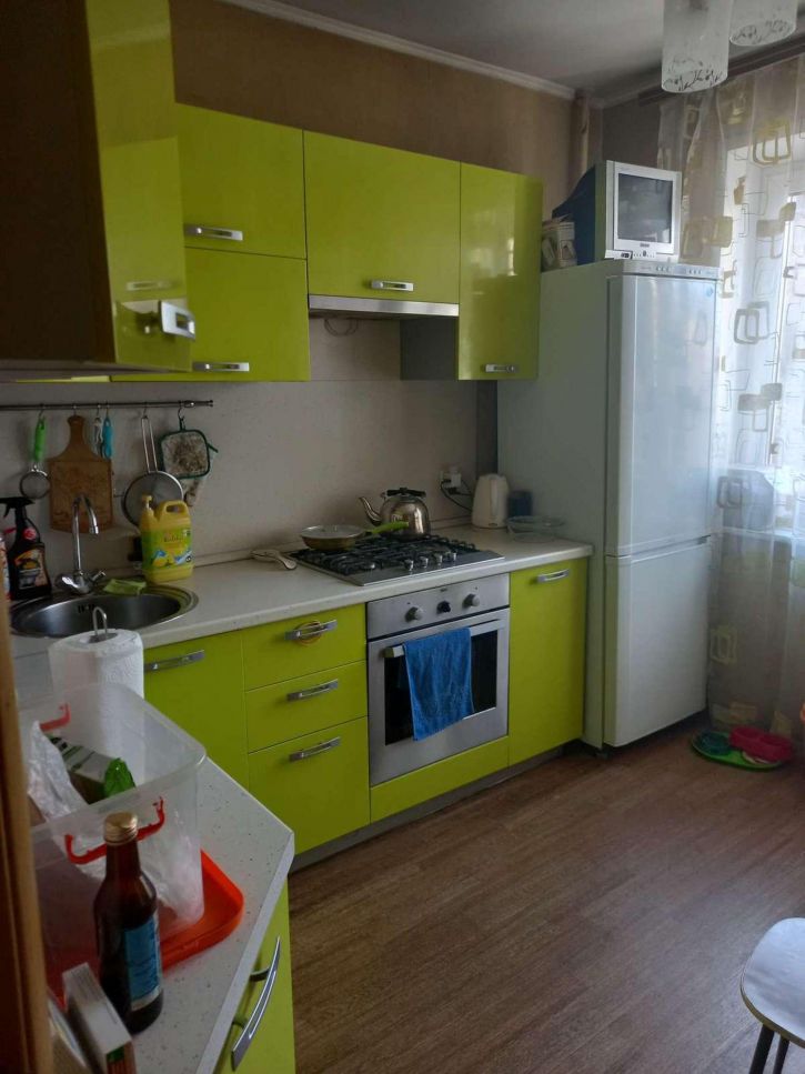 3-комн квартира Гастелло улица, 45