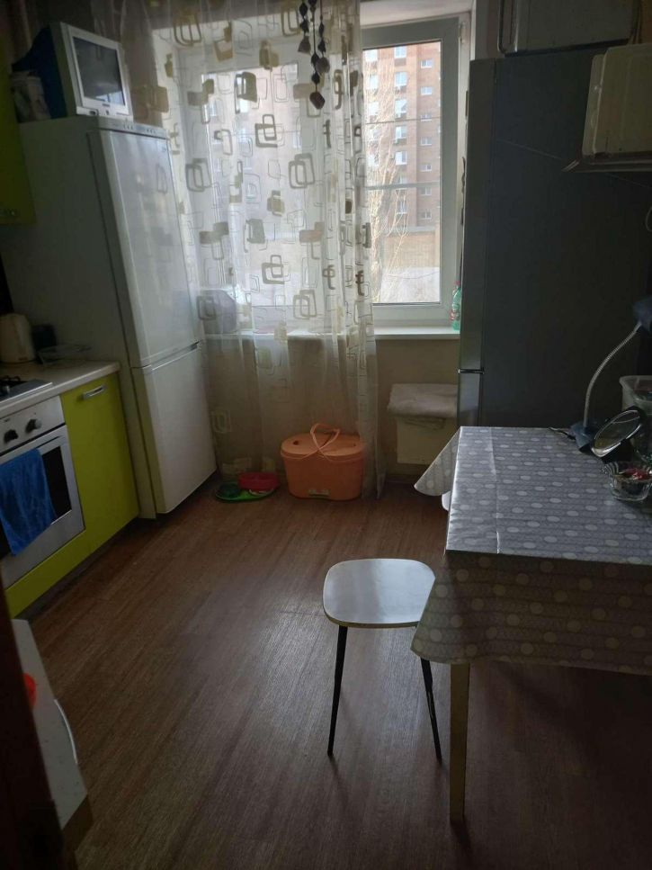 3-комн квартира Гастелло улица, 45