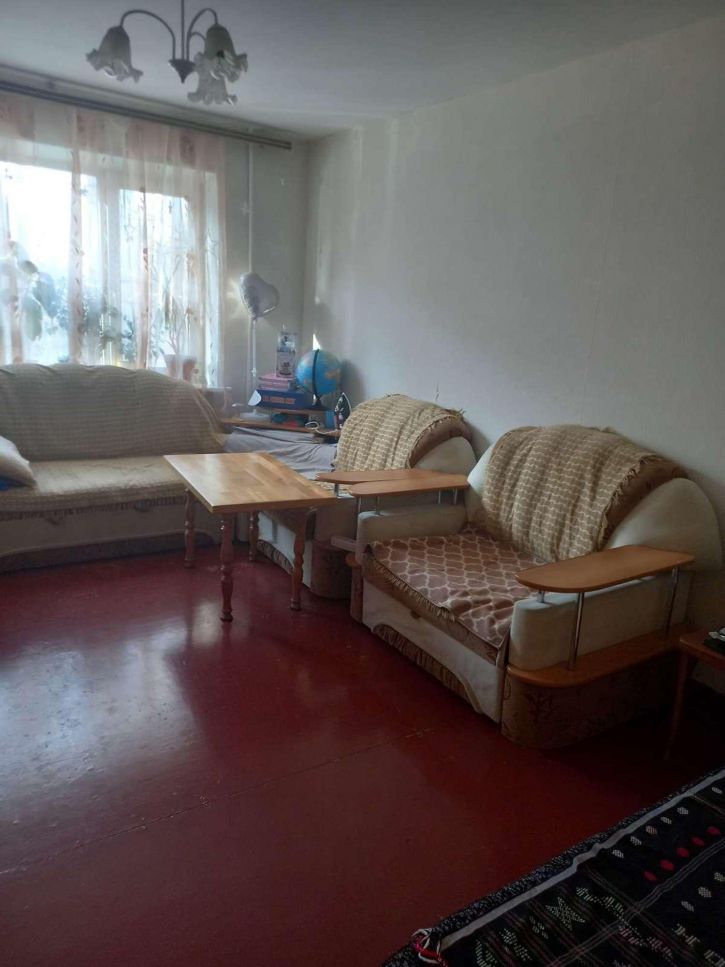 3-комн квартира Гастелло улица, 45