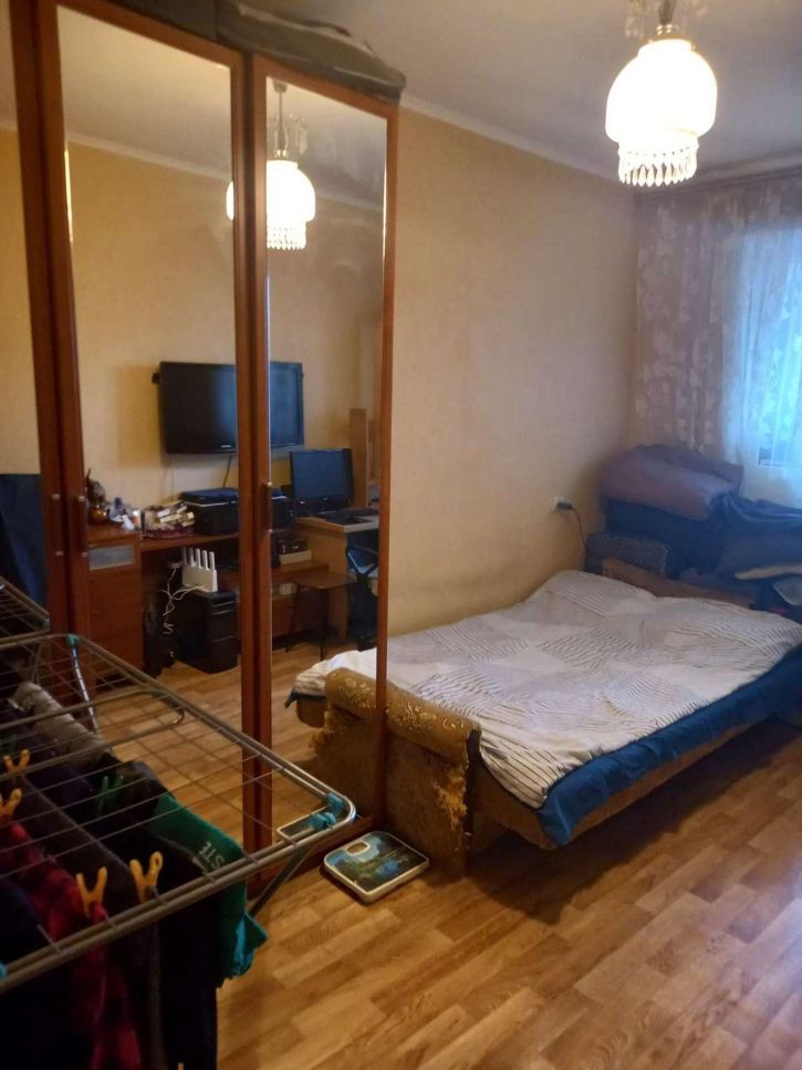 3-комн квартира Гастелло улица, 45