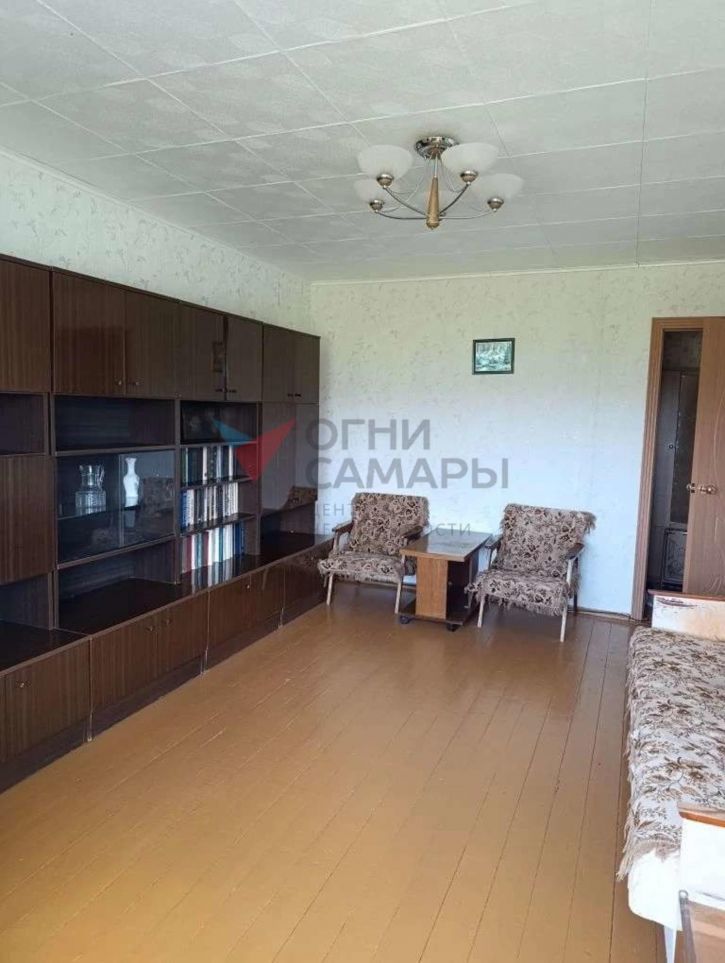 2-комн квартира Георгия Димитрова улица, 110