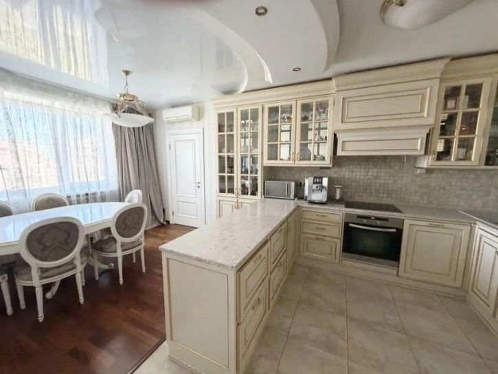 3-комн квартира Шверника улица, 19А