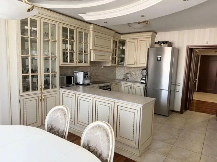 3-комн квартира Шверника улица, 19А