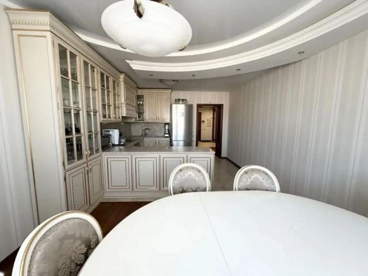 3-комн квартира Шверника улица, 19А