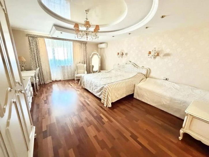 3-комн квартира Шверника улица, 19А