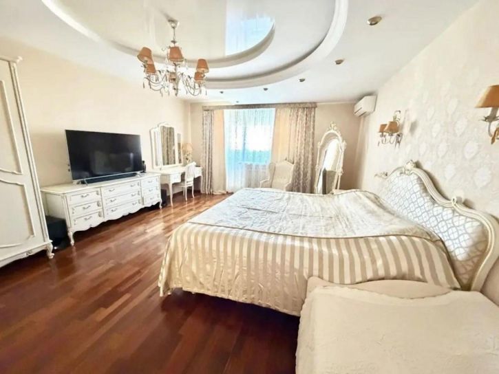 3-комн квартира Шверника улица, 19А
