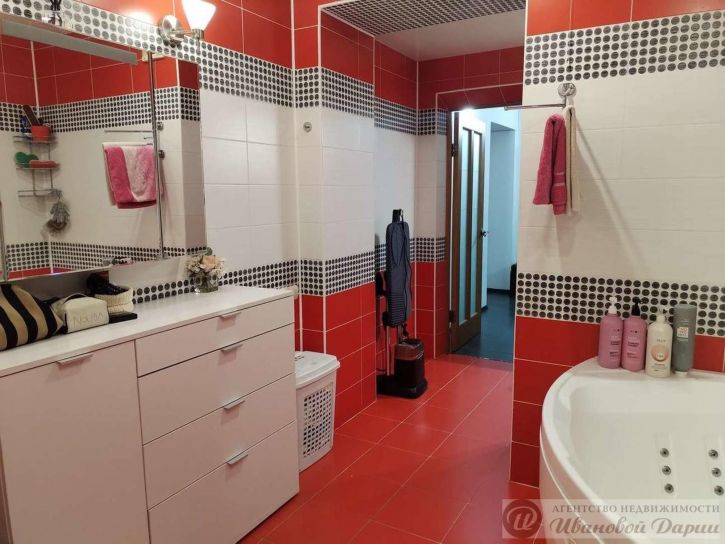 3-комн квартира Кирова проспект, 391