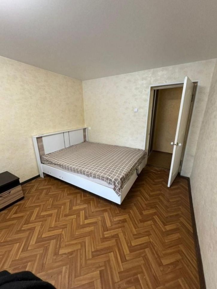 1-комн квартира Победы улица, 133