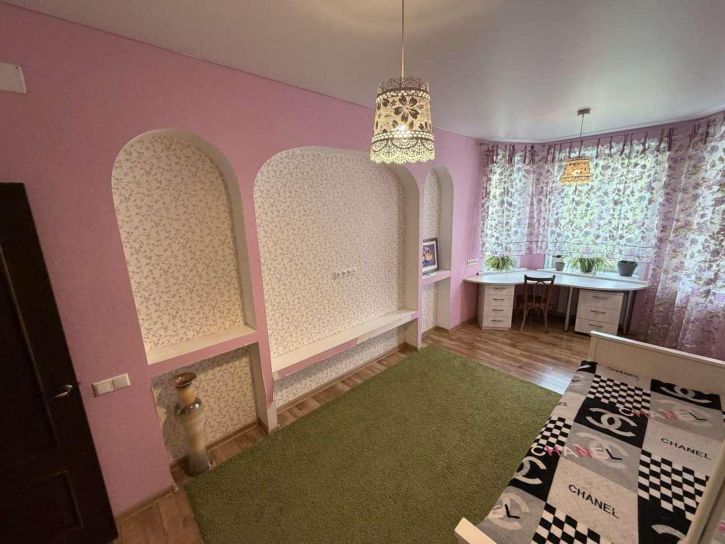 3-комн квартира Металлургов проспект, 33
