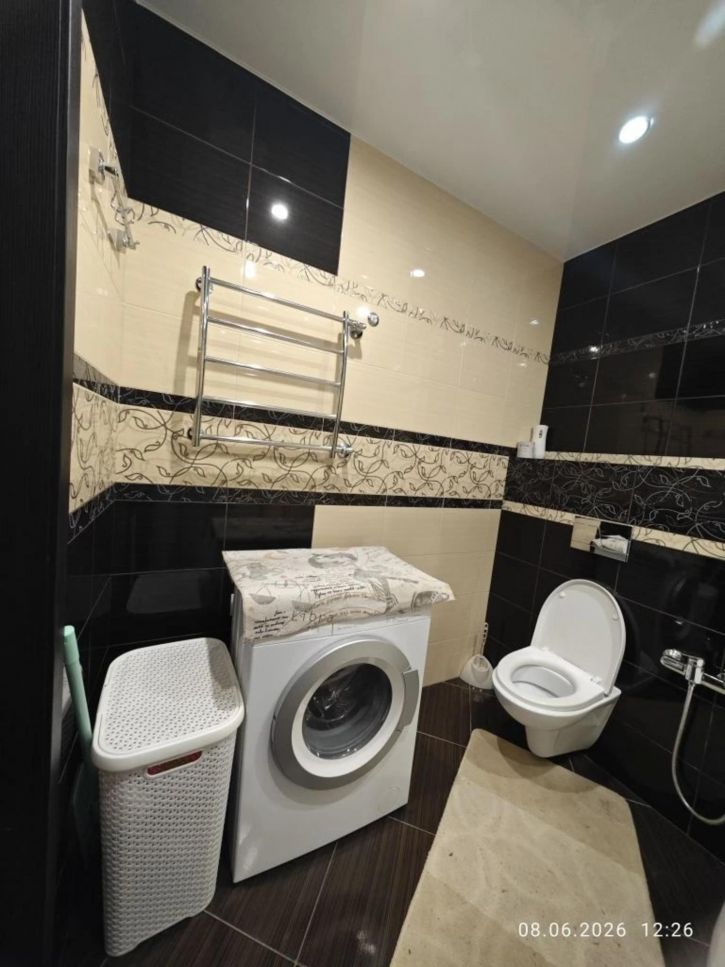 2-комн квартира Мира улица, 17