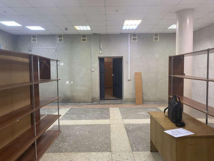 Торговое помещение Юных Пионеров проспект, 142