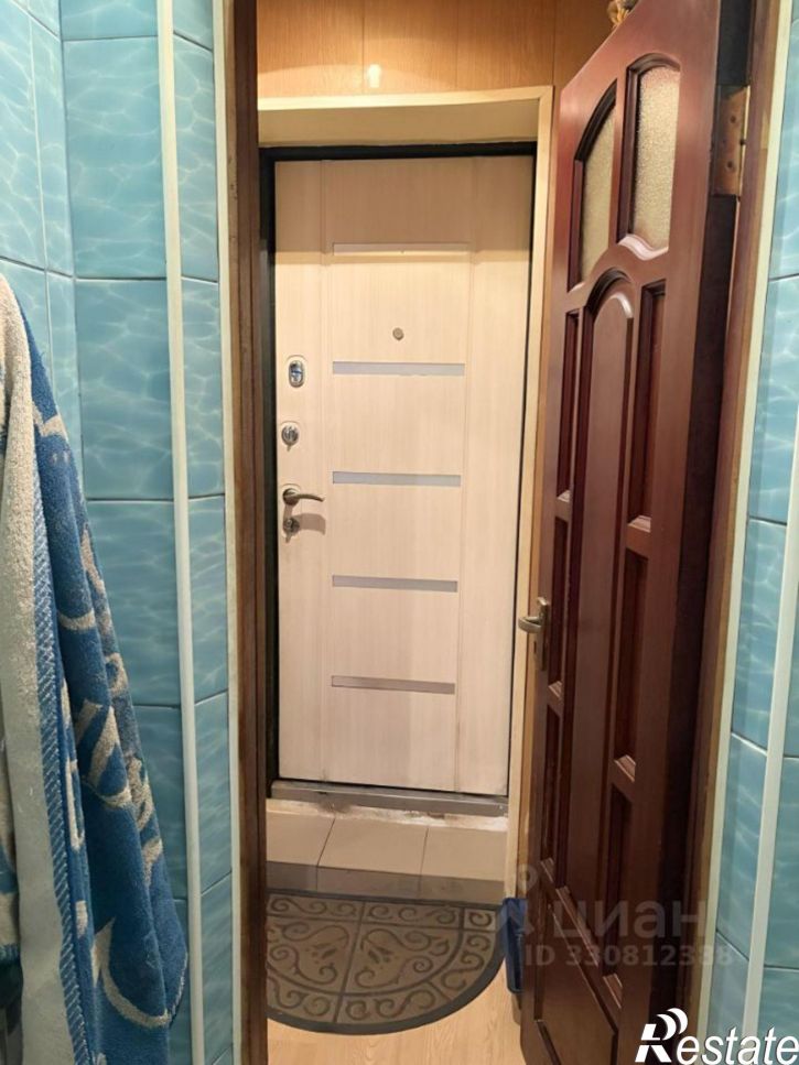 2-комн квартира 11-й кв-л, 18,  д. 18