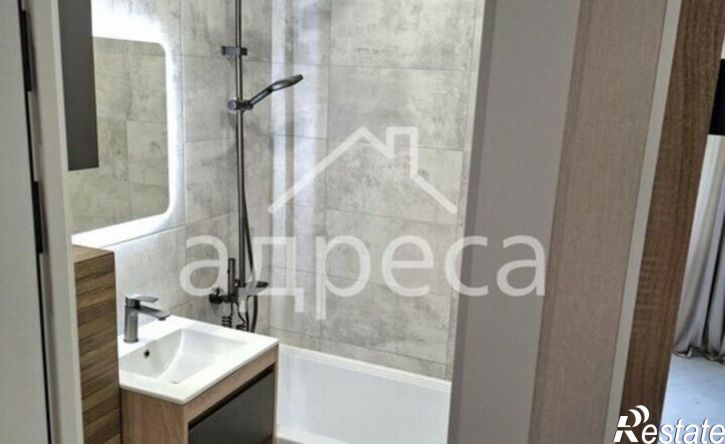 2-комн квартира улица Георгия Ратнера, 13,  д. 13
