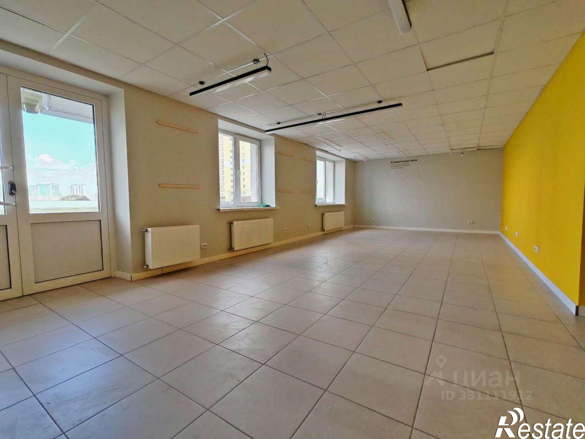 Купить торговое помещение за 6 700 020 рублей на улица Александра Солженицына, 9