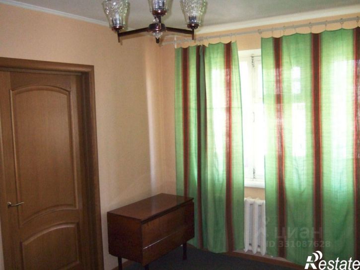 2-комн квартира Революционная улица, 50,  д. 50