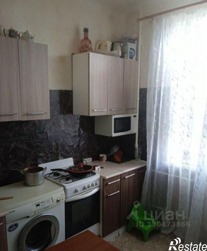 Комната улица Нефтяников, 22,  д. 22