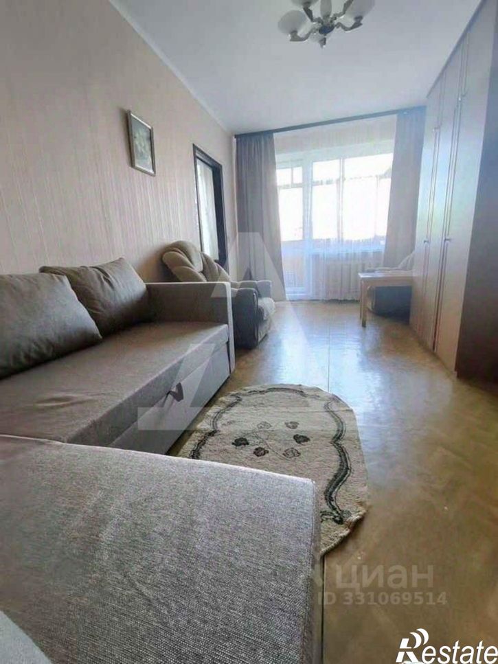 2-комн квартира улица Гагарина, 8,  д. 8