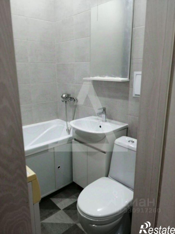 2-комн квартира Волжский проспект, 15,  д. 15
