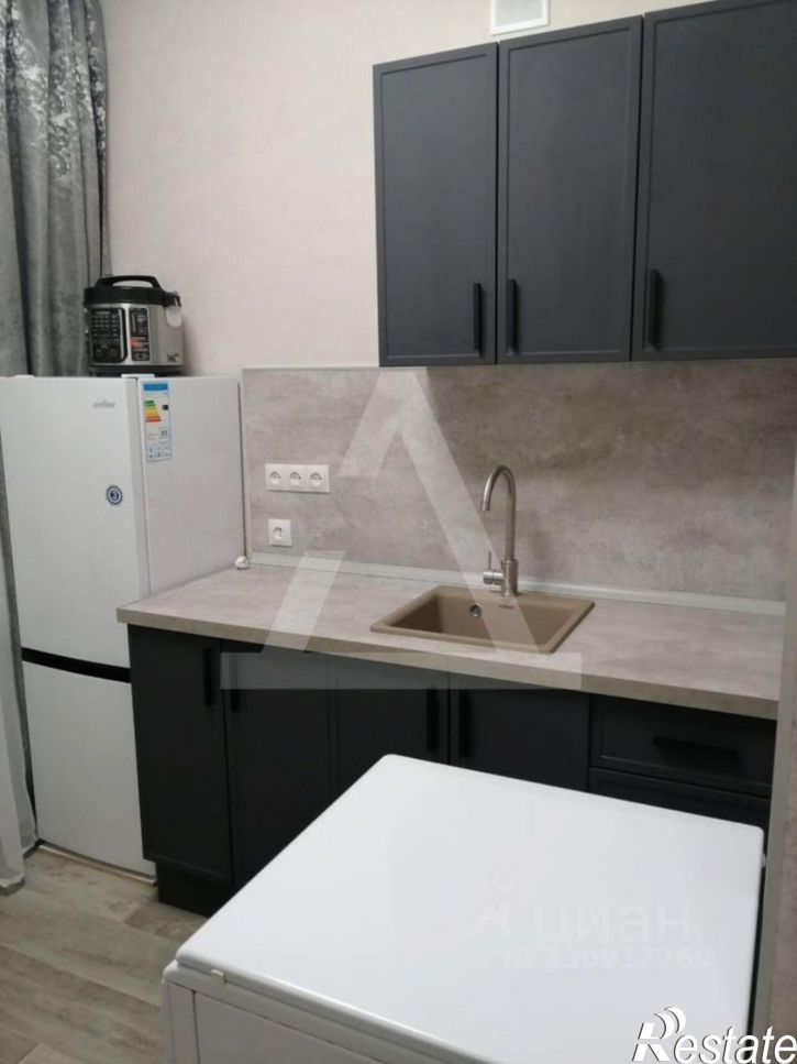 2-комн квартира Волжский проспект, 15,  д. 15