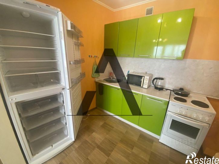 2-комн квартира улица Дыбенко, 27А,  д. 27А