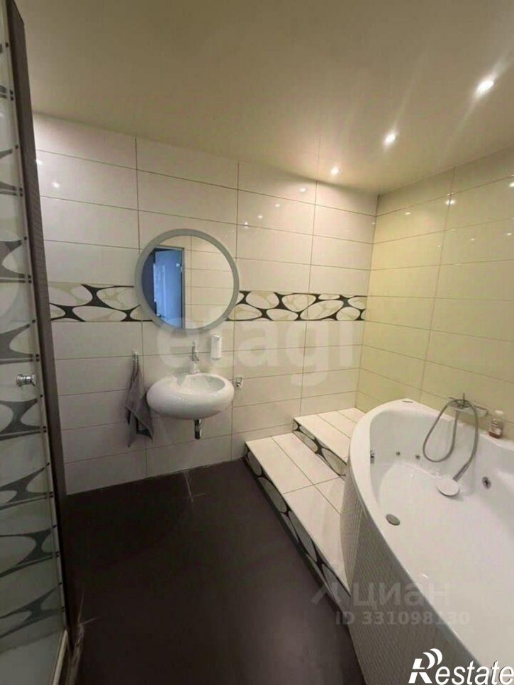 2-комн квартира улица Зои Космодемьянской, 21,  д. 21