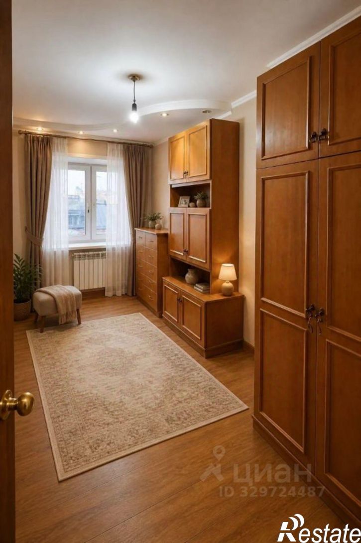 3-комн квартира Ленинградская улица, 50,  д. 50