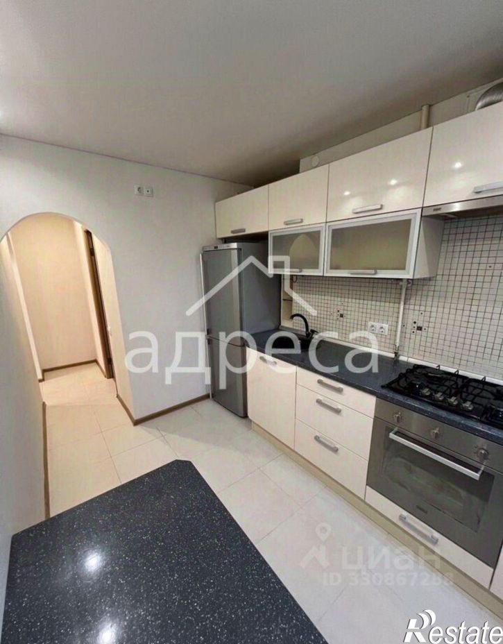 2-комн квартира Гаражная улица, 18,  д. 18