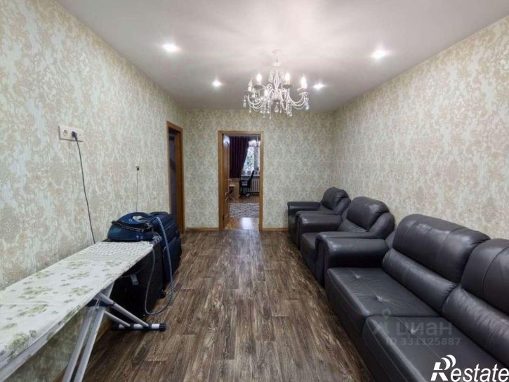 3-комн квартира улица Авроры, 110А,  д. 110А