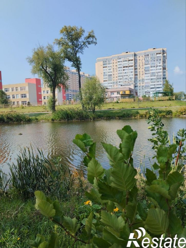 3-комн квартира Осетинская, 2