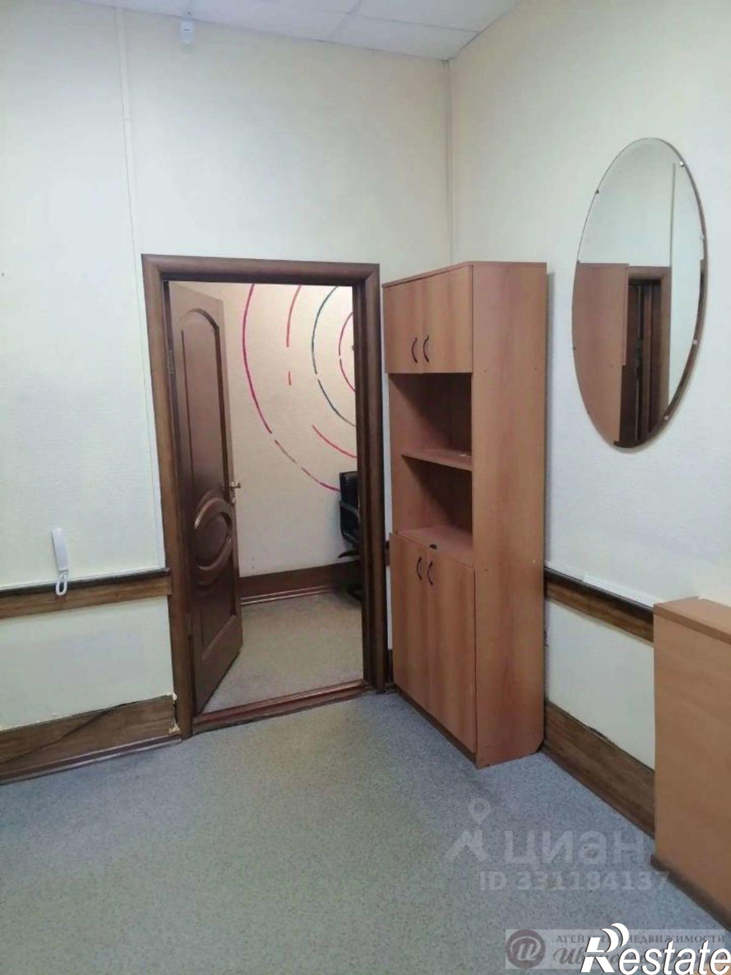 Сдать офис, помещение под офис за 9 412 рублей на улица Мичурина, 64