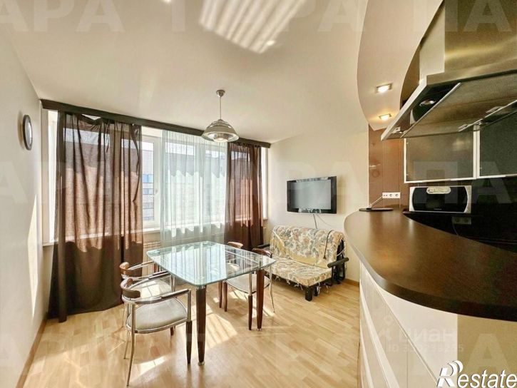 3-комн квартира улица Алексея Толстого, 122,  д. 122