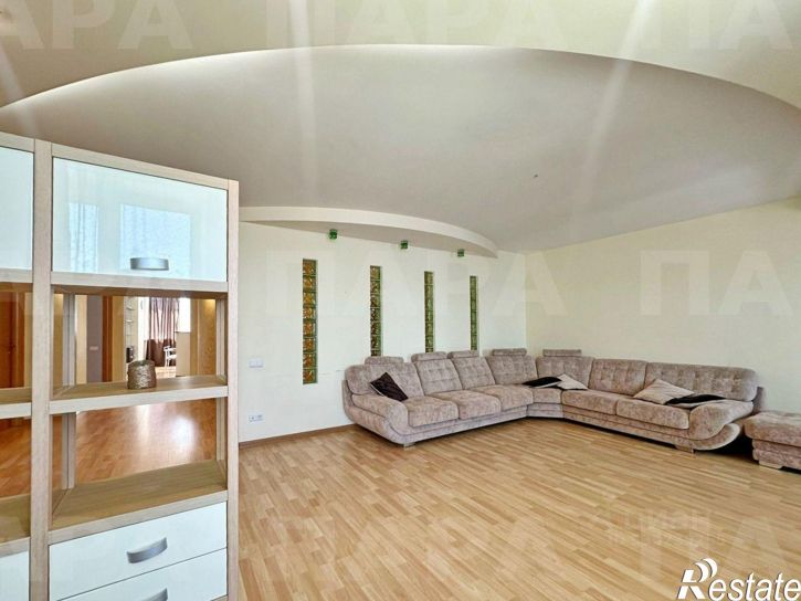 3-комн квартира улица Алексея Толстого, 122,  д. 122