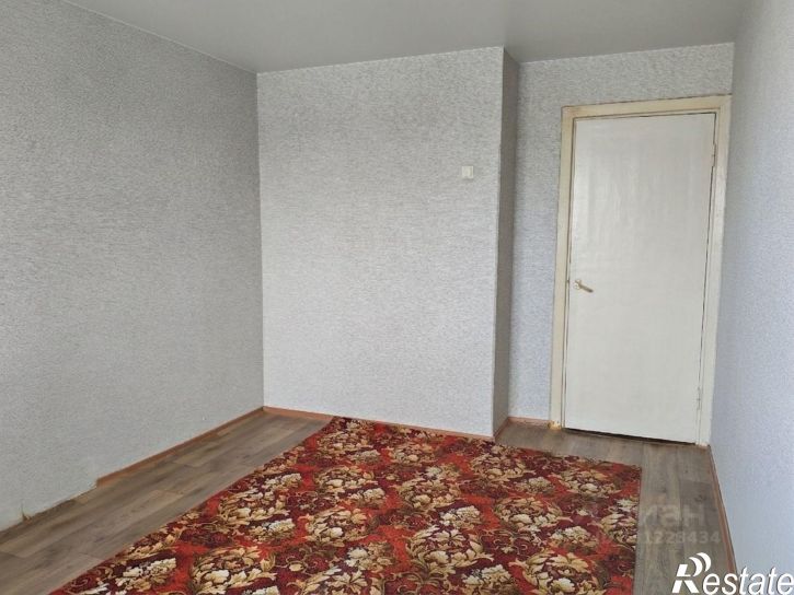 3-комн квартира улица Елизарова, 68,  д. 68