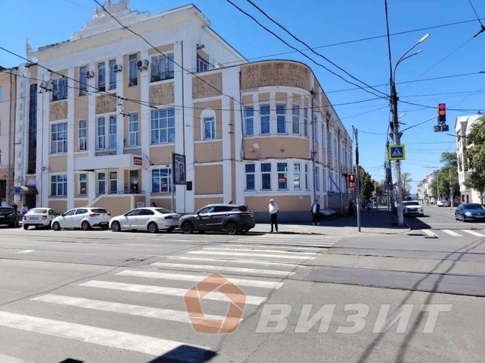 Сдать торговое помещение за 218 500 рублей на Фрунзе улица, 100