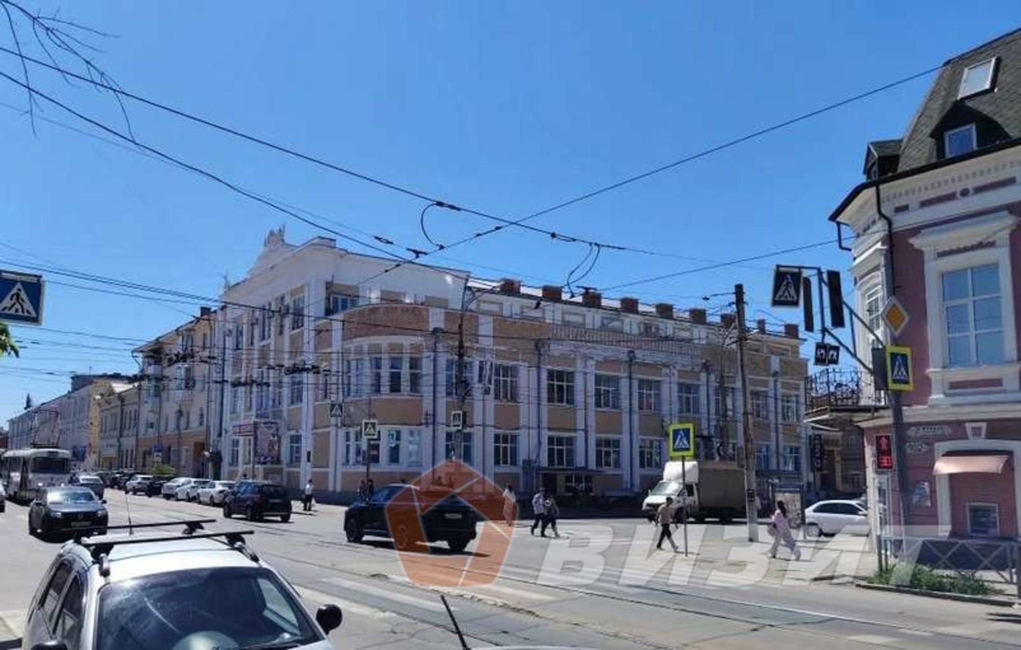 Сдать торговое помещение за 218 500 рублей на Фрунзе улица, 100