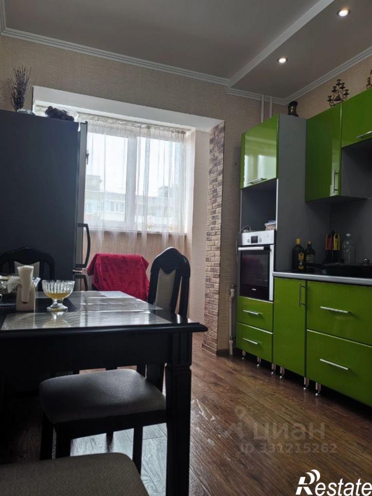 3-комн квартира Молодёжная улица, 8Б,  д. 8Б