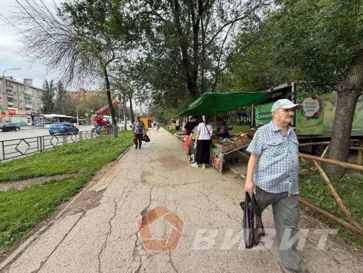 Торговое помещение Аэродромная улица, 72а