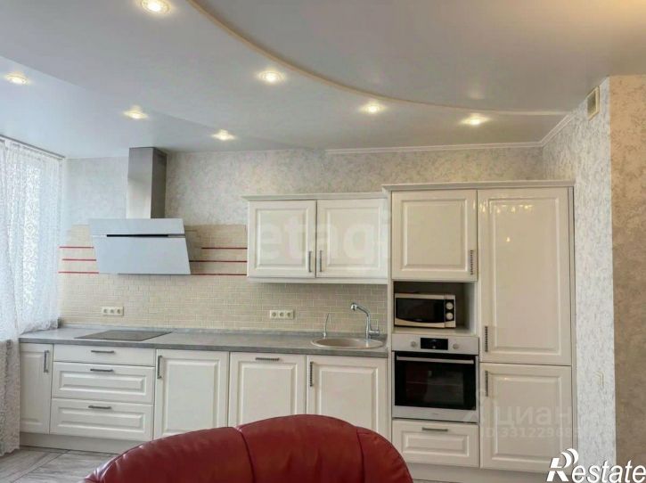 3-комн квартира Ново-Садовая улица, 106М,  д. 106М