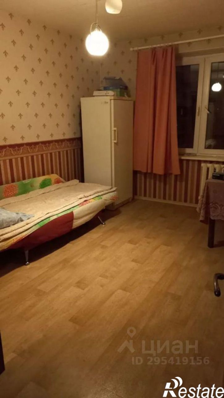 3-комн квартира Гаражная улица, 18,  д. 18